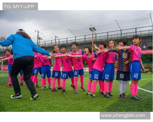 追逐足球梦中的梦幻旅程与成长蜕变的故事